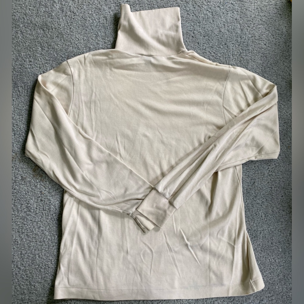 white vintage turtleneck